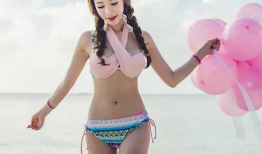 比基尼美女视频,夏日风情一瞥